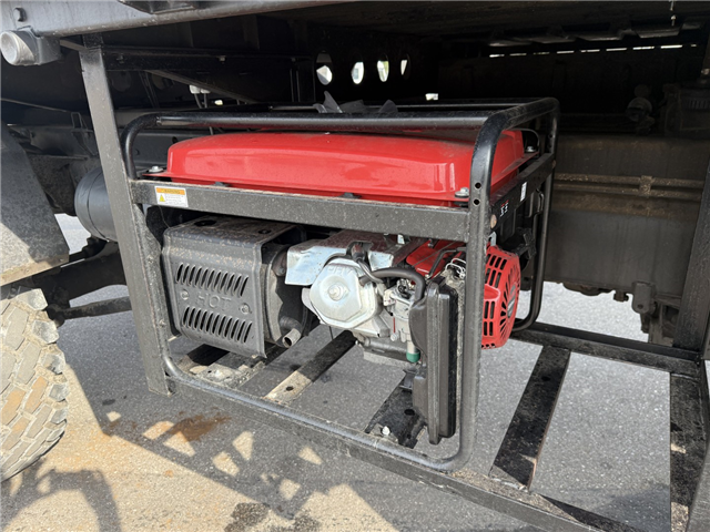 MAN 5 To KAT MIL 4x4 opb. studenterkørsel