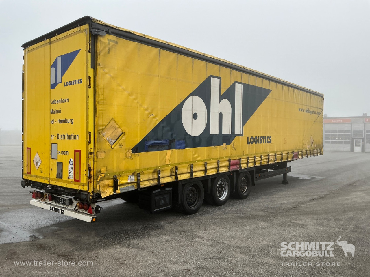 Schmitz Semi Curtainsider Mega