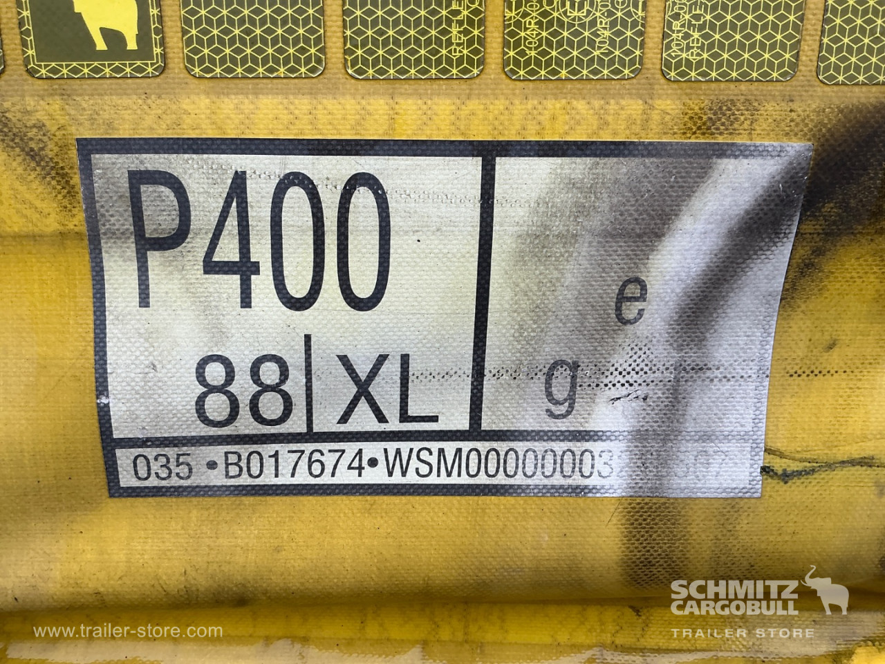 Schmitz Semi Curtainsider Mega