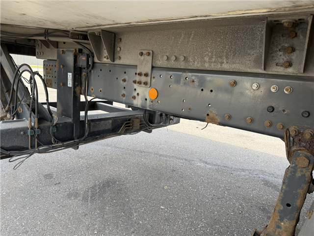 Iveco EuroCargo 180E32 4x2 Schmitz / Thermo King T-1200R Spectrum