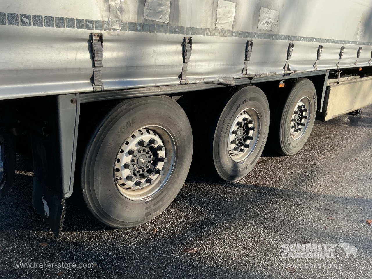 Schmitz Semi Curtainsider Standard , Foldedør højre