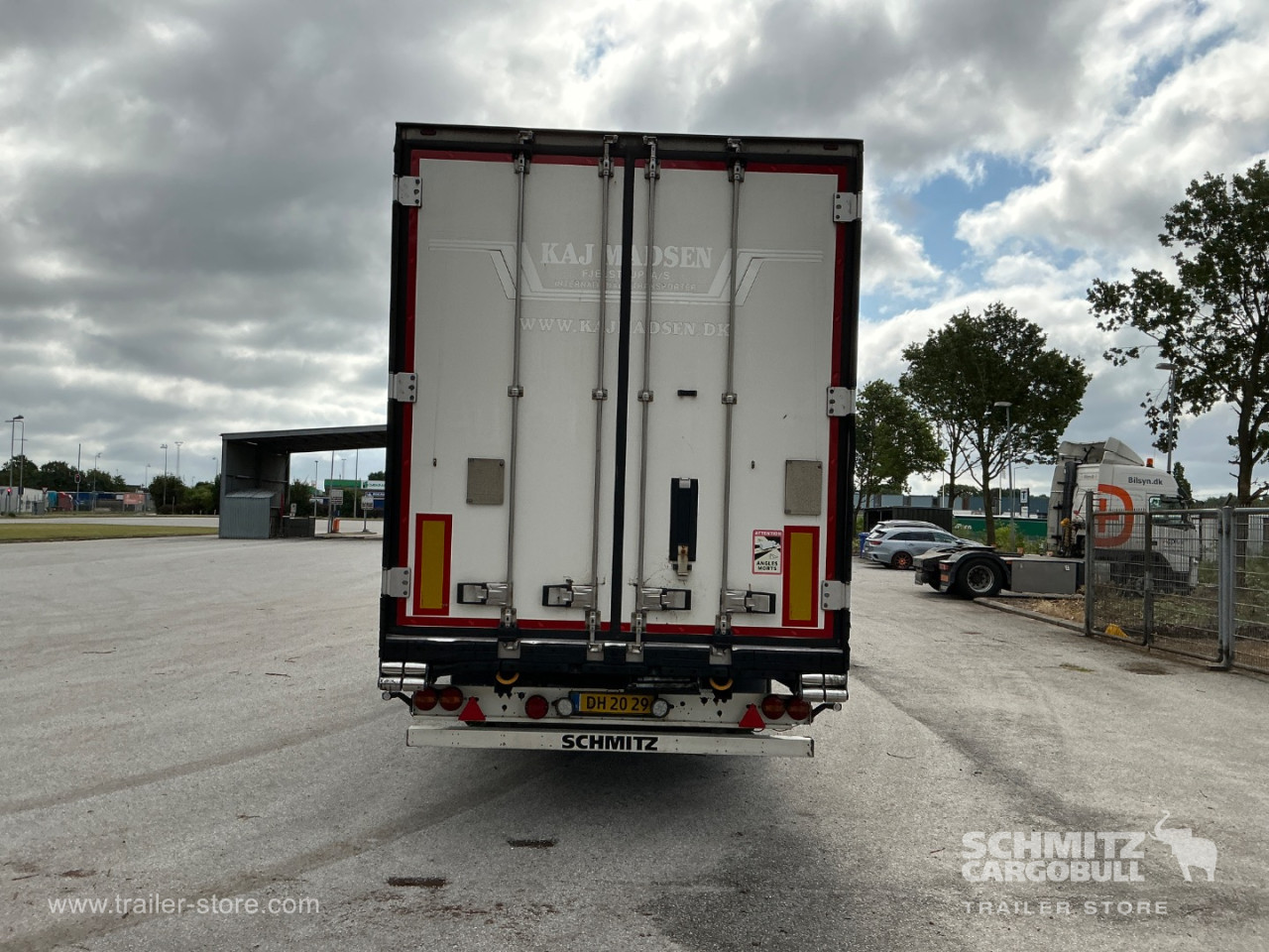 Schmitz Semi Reefer Meat hanging system