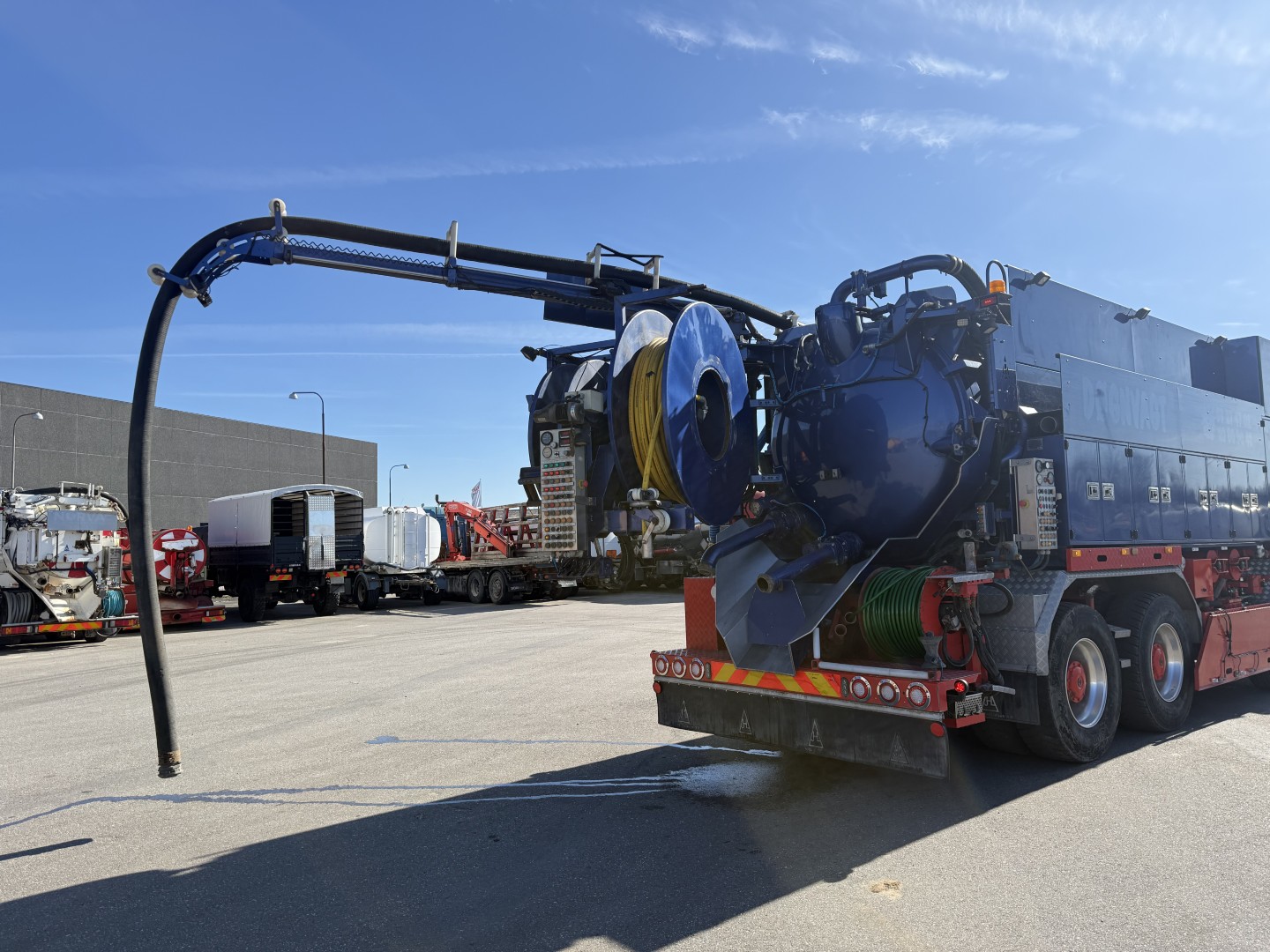 Mercedes Actros 4151 8x8 V8 Hvidtved Larsen RECycler 410