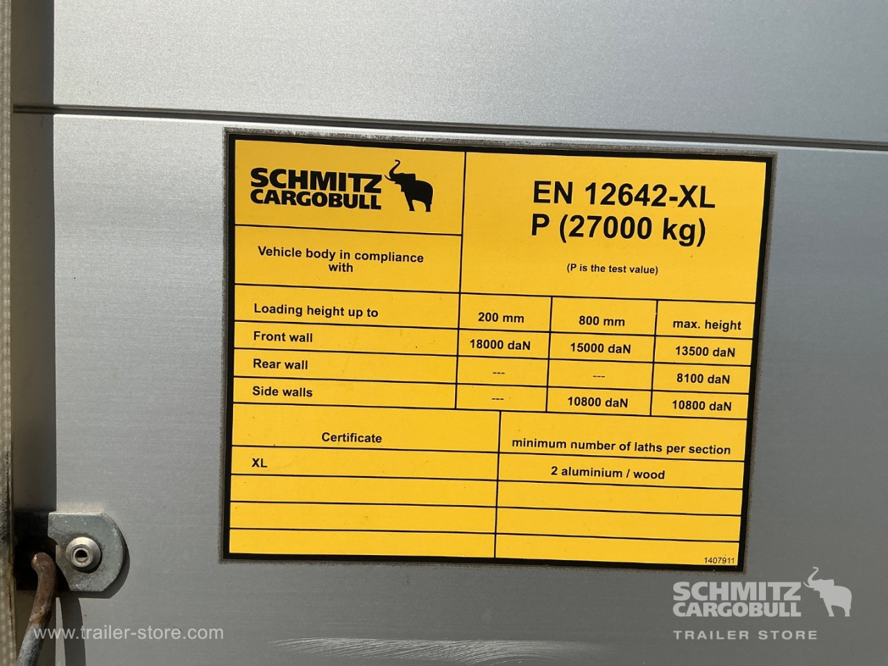 Schmitz Semi Curtainsider Standard