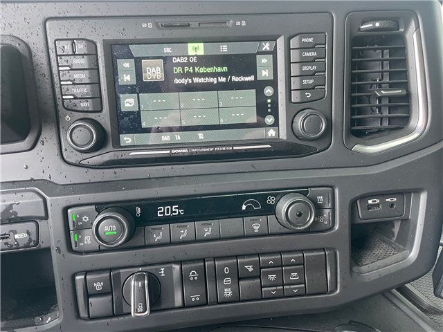 Scania P 320 9,3L 320HK