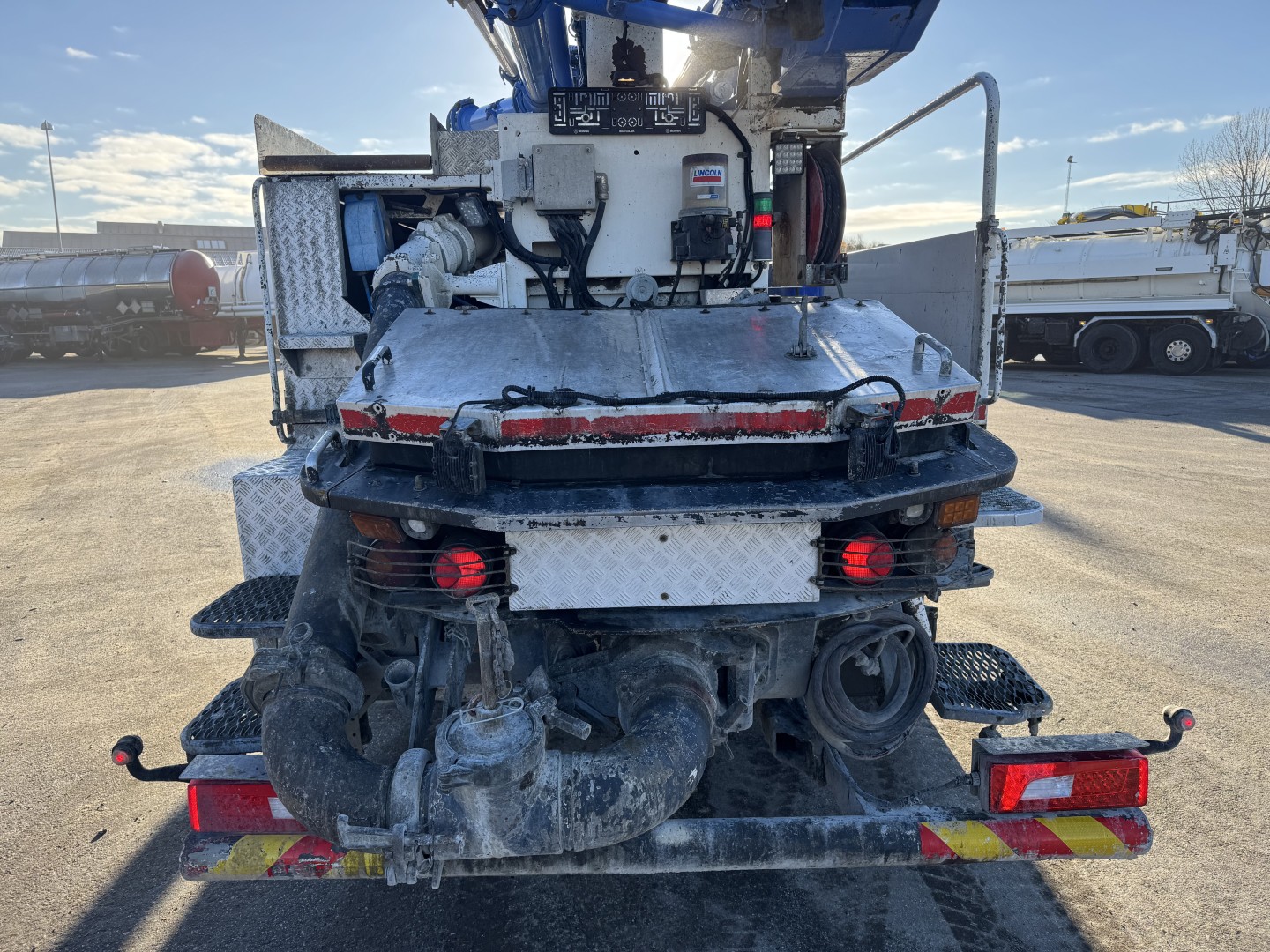 Scania P410 6x4 Liebherr THP 140 H 24 M4 XH Betonpumpe