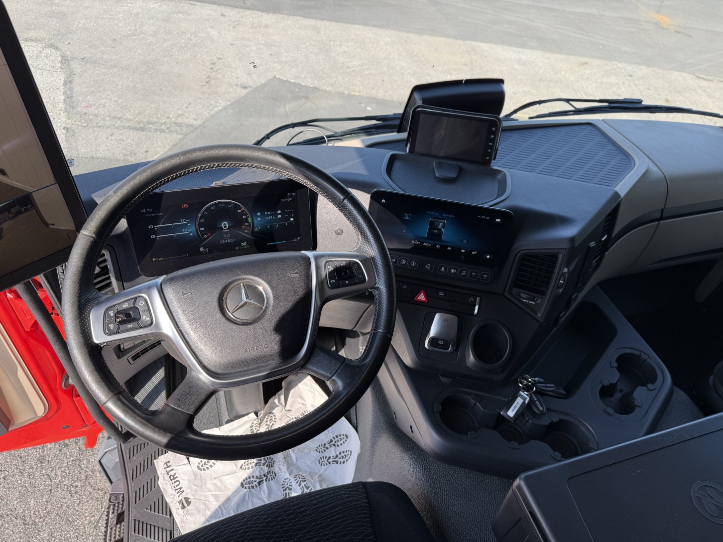 Mercedes Actros 1832 4x2 Fuld sideåbning 8,0 m. Alukasse