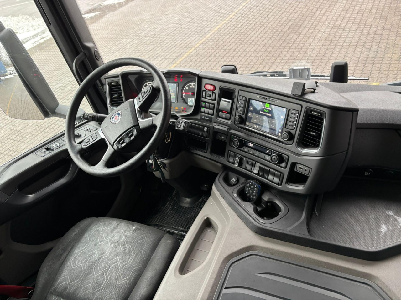 Scania P 320 B6x2*4NB Dobbelt compartment