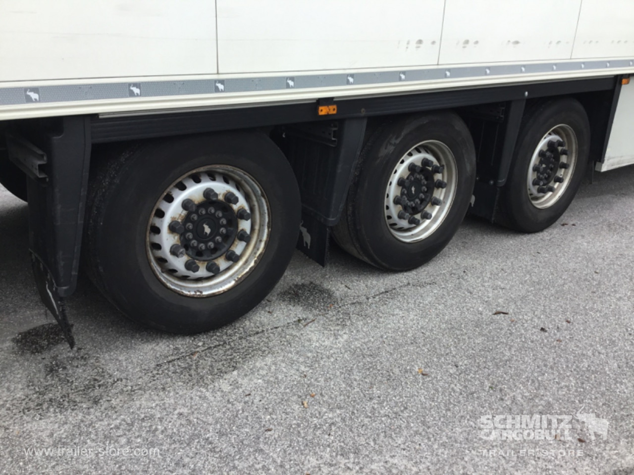 Schmitz Semi Reefer Meat hanging system