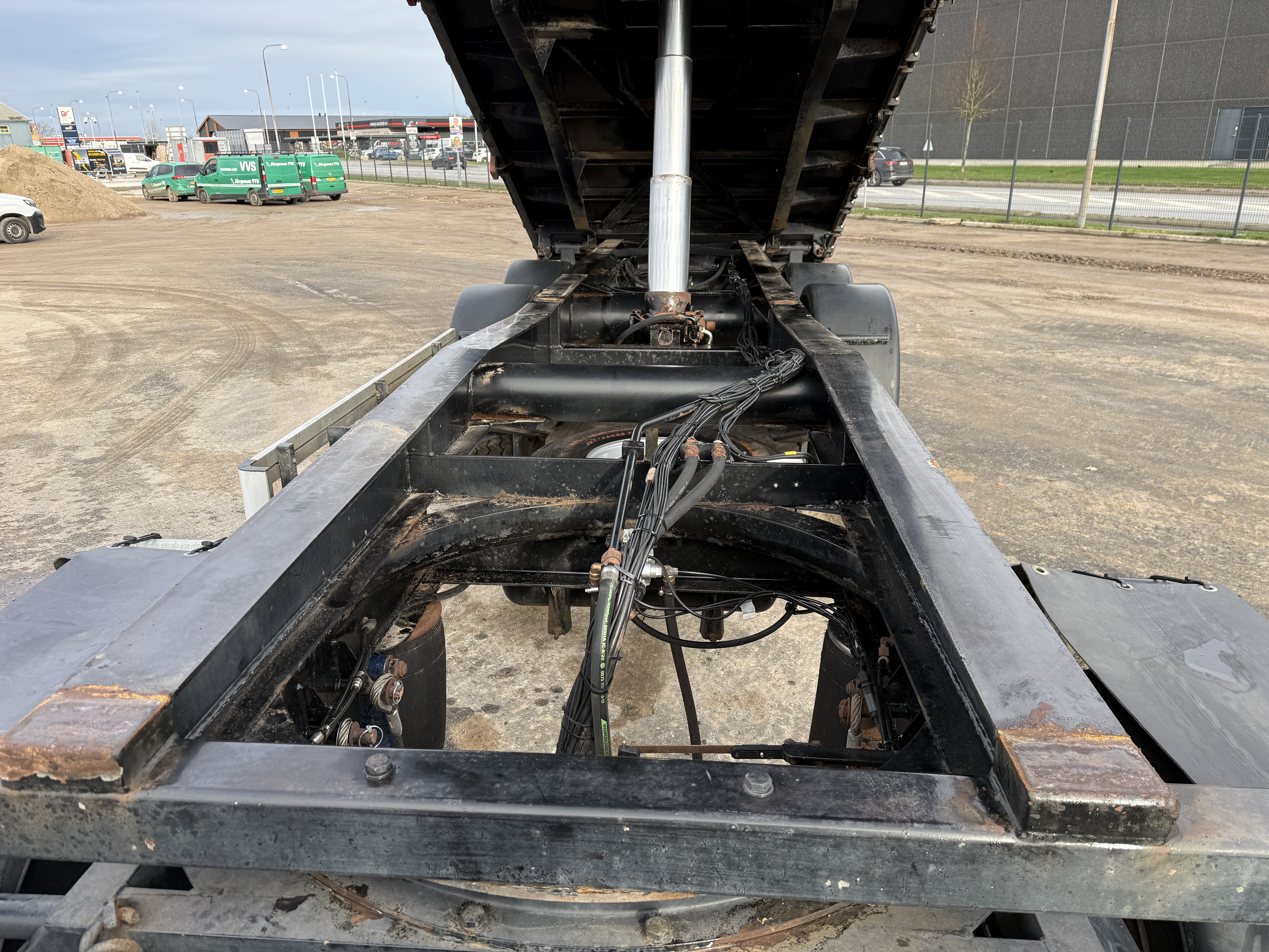 Skelhøje SVF P324 24 t. akslet Tipanhænger