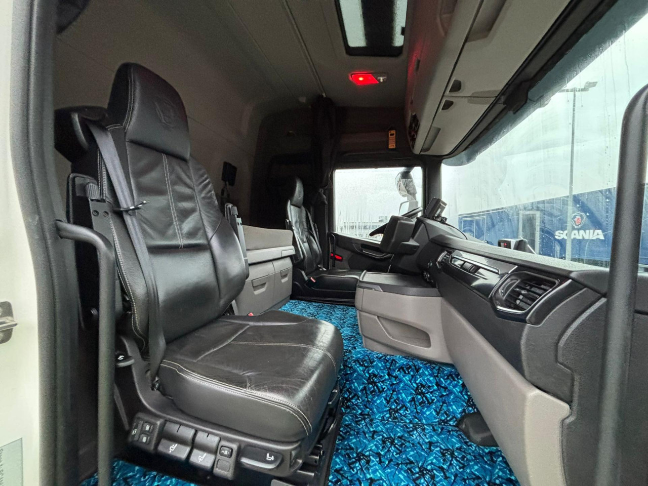 Scania R 500 B8x4*4NB Vacuum Cleaner