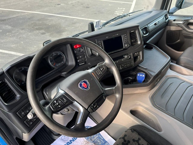 Scania P280