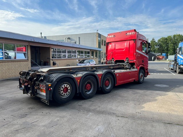 Scania R530