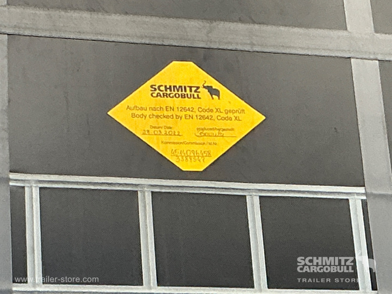 Schmitz Semi Curtainsider Standard