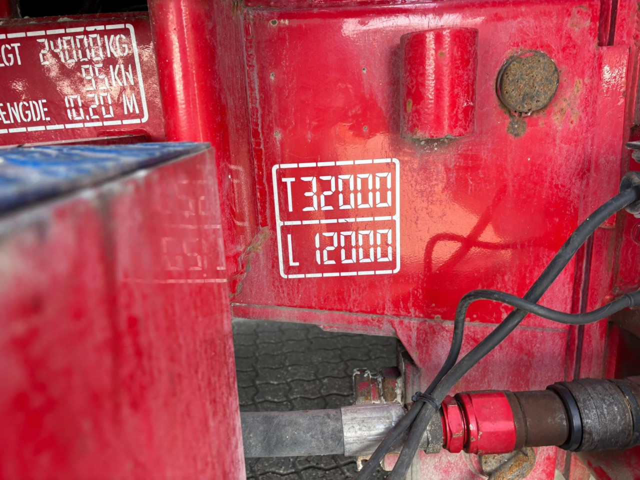 Scania R 520 LB8x4HNB Crane tip